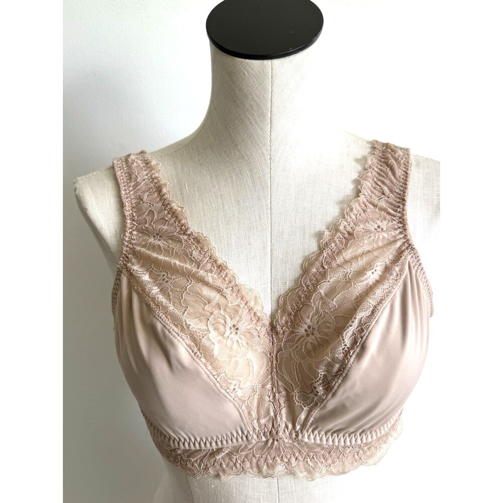 Breezies Soft Wirefree Bra Beige Lace Bralette Style# A676780  Size Large